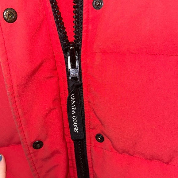 Canada Goose Red Shelburne Parka - Picture 5 of 16